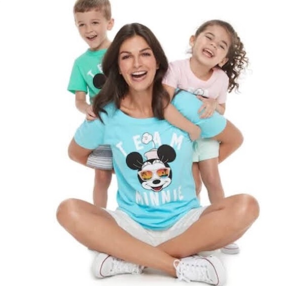 B2G1F! Disney | Team Minnie Graphic Tee - Picture 3 of 6